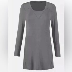 Cabi Women’s #3627 Gray Long Sleeve Stretch Knit Swing Tee Size XS Basic Tunic